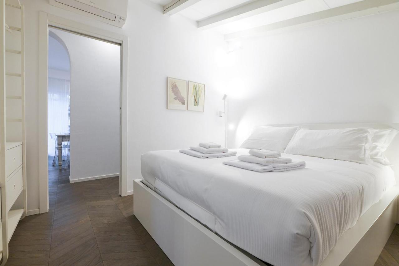 Prestige Boutique Homes - Il Nido Dei Navigli Milan Bagian luar foto